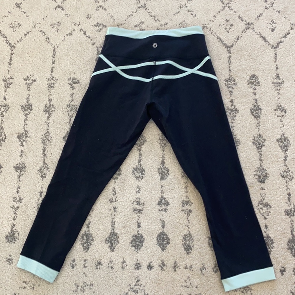 Lululemon Cropped Legging Pants black mint booty lifting yoga Pilates pants